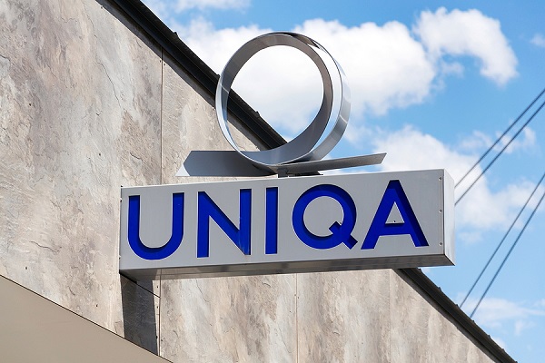 logo uniqa